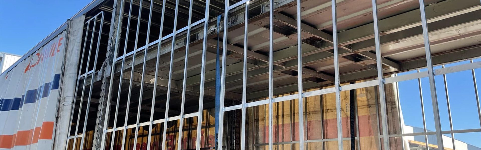 tautliner steel gates